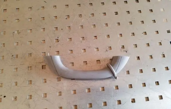 Mitsubishi L200 Rear interior roof grab handle 