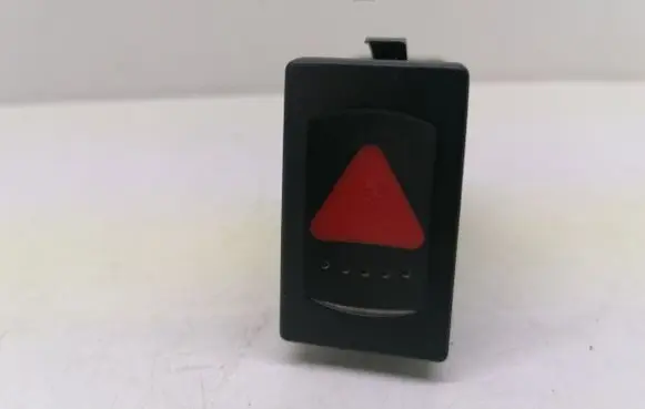 Volkswagen PASSAT B5 Hazard light switch 3B0953235B