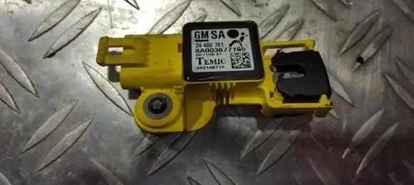 Opel Zafira B Airbag deployment crash/impact sensor 24460761 sa003676901