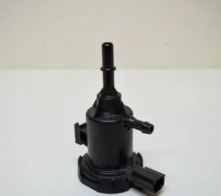 Mercedes-Benz CLA C117 X117 W117 Turbo solenoid valve A0014760532
