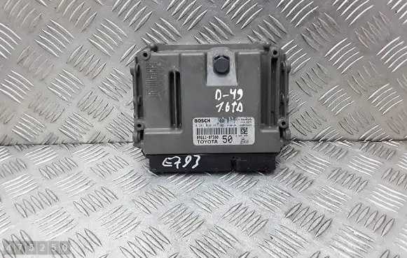 Toyota Verso Engine control unit/module 0281030467