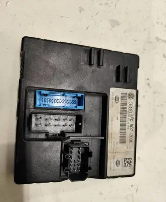 Audi A6 S6 C6 4F Comfort/convenience module 4E0907289E 5DK00876220 4F0910289E