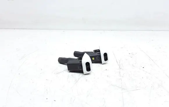 Windshield washer spray nozzle