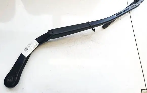BMW 3 E90 E91 Front wiper blade arm 