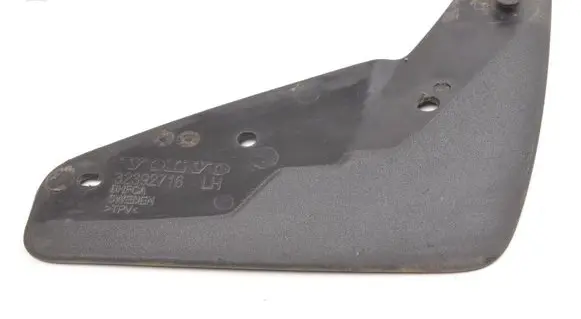 Volvo XC40 Front mudguard 32392716