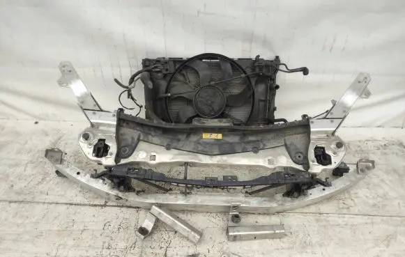 Mercedes-Benz E W213 Radiator support slam panel