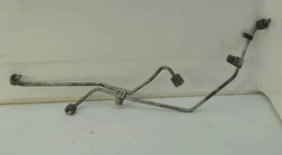 Audi Q7 4L Fuel injector supply line/pipe u309ap