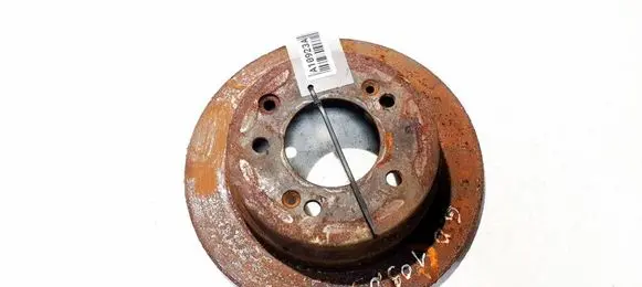 Hyundai i30 Rear brake disc neventiliuojamas