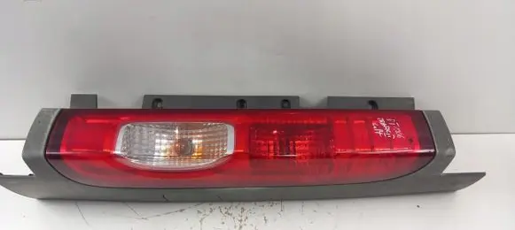 Opel Vivaro Rear/tail lights