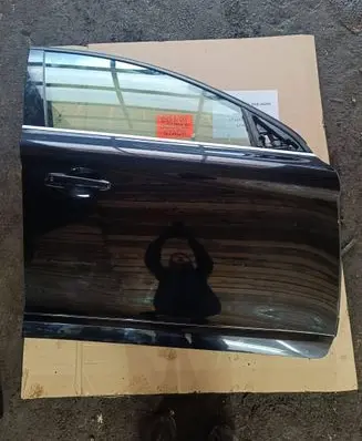 Volvo XC60 Front door