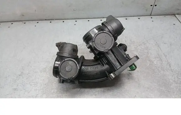 Peugeot 307 CC Throttle valve 9646846380