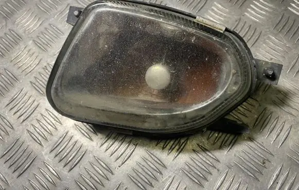 Mercedes-Benz E W211 Fog light set A2118200556 1NB00827501 F01TN96