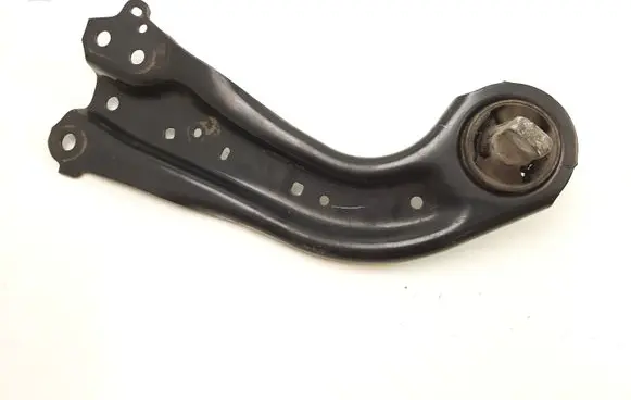 Rear control arm