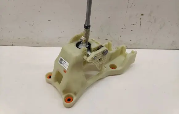 Hyundai Bayon Gear shifter/selector 43700Q0400