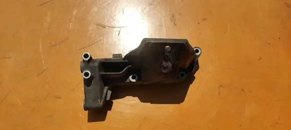 Iveco Daily 35 - 40.10 Engine mounting bracket 500376601