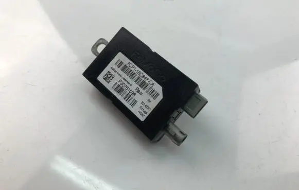 Ford C-MAX II Aerial antenna amplifier 7CP118C847CA