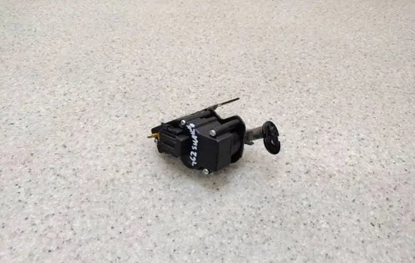 Volkswagen Sharan Vent window/glass motor 7M0847100Q