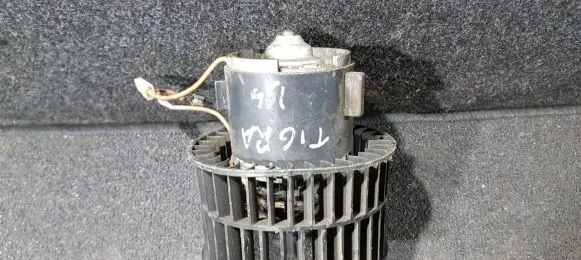 Opel Tigra A Heater fan/blower 17360007 52463000