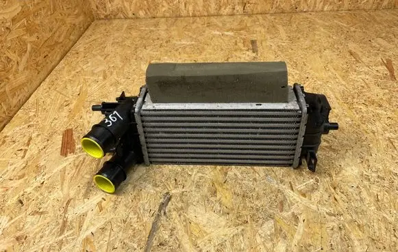 Ford Fiesta Intercooler radiator H1BG6K775CB