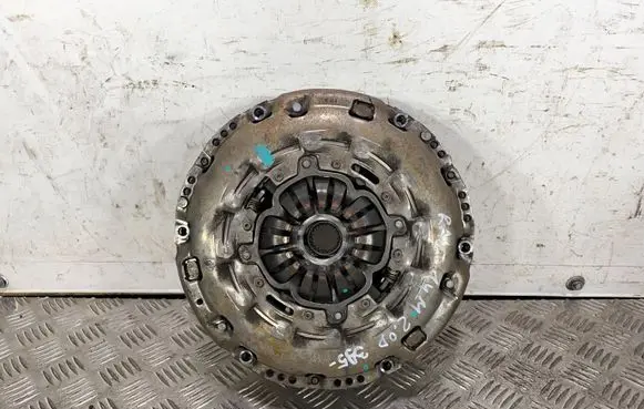 Toyota RAV 4 (XA40) Clutch set kit 3125042090