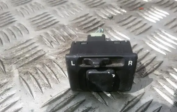 Suzuki Liana Wing mirror switch