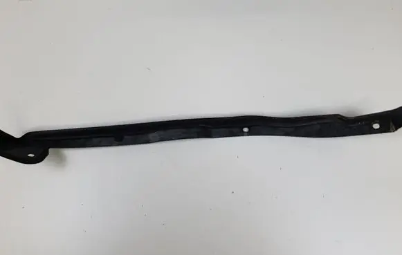 Mercedes-Benz B W245 Fender end trim A1698890725