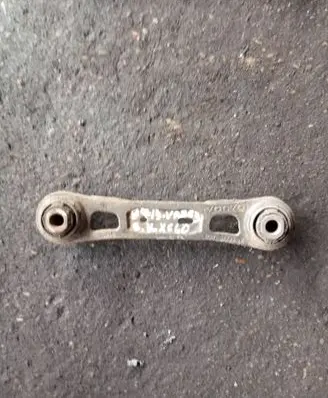 Volvo XC60 Rear upper control arm/wishbone 8G915K743
