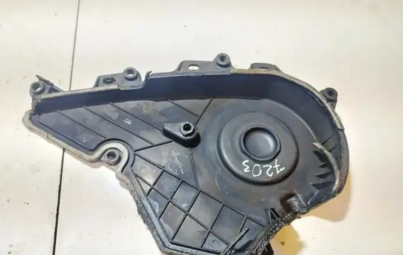 Toyota Avensis T250 Timing belt guard (cover) 9095001357