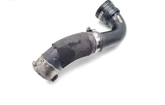 Land Rover Discovery 4 - LR4 Intercooler hose/pipe HJ32-6C646-AAWPA GJ32-6C715-AA GJ32-6C715-AAWPA