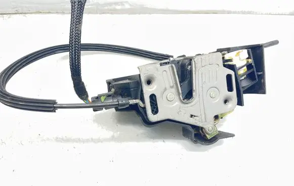 Mercedes-Benz ML W163 Front door lock A1637202635