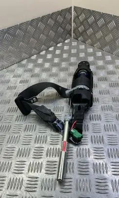 Volvo XC60 Front seatbelt 39818846