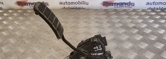 Opel Movano A Accelerator throttle pedal 7700314525