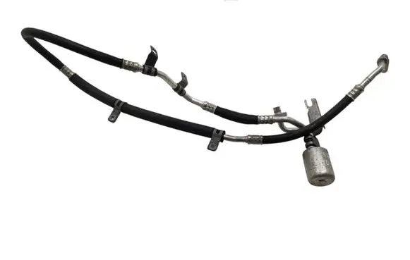 Air conditioning (A/C) pipe/hose