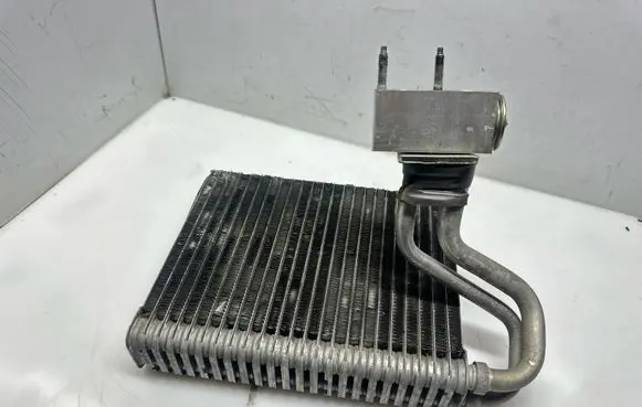 Air conditioning (A/C) radiator (interior)