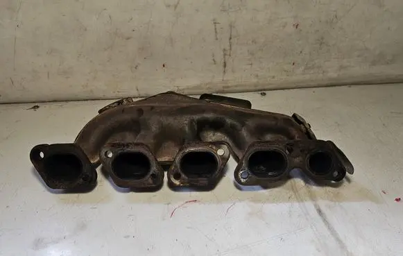 Renault Master II Exhaust manifold 8200481959