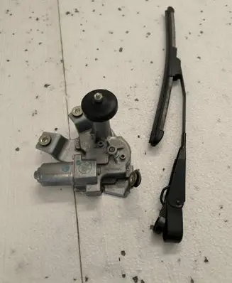 Honda Civic X Rear window wiper motor Tgg023
