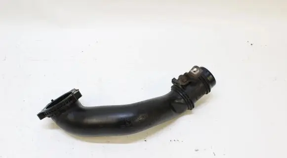 Coolant pipe/hose
