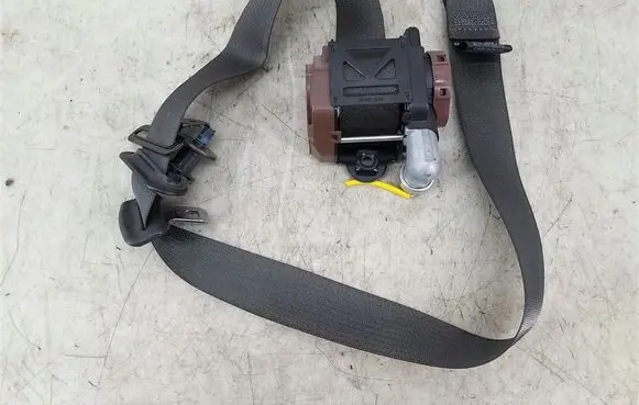Chevrolet Spark Front seatbelt 