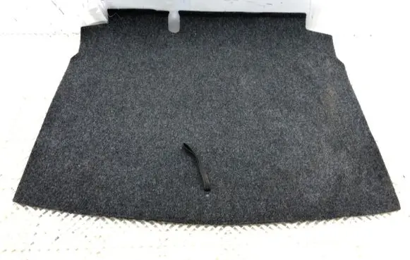 Volkswagen Golf VI Trunk/boot floor carpet liner 