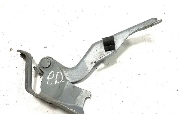 Toyota Corolla E120 E130 Engine bonnet/hood hinges