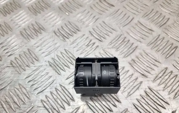 Volkswagen Touran II Headlight level height control switch 1T0941333