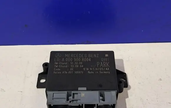 Mercedes-Benz E W210 Parking PDC control unit/module A0009008004