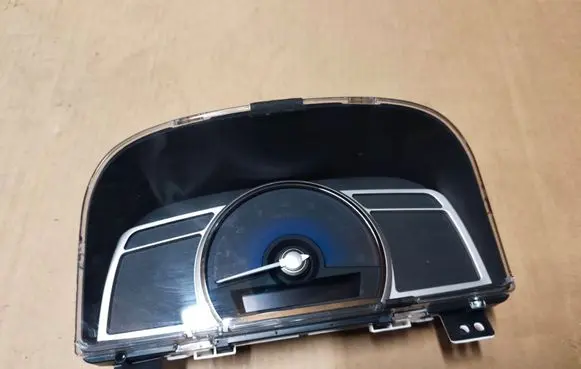 Honda Civic Speedometer (instrument cluster) 78200SNBG500 HR0340510