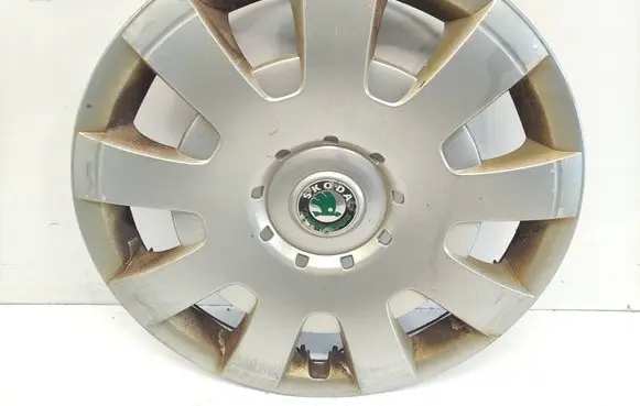 Skoda Superb B6 (3T) R16 wheel hub/cap/trim 3T0601147 CDB800001 3T0601147MHB