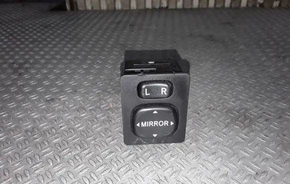 Toyota Corolla Verso AR10 Wing mirror switch