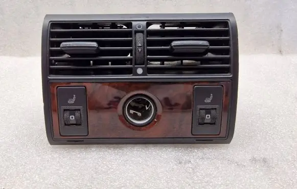 Rear air vent grill