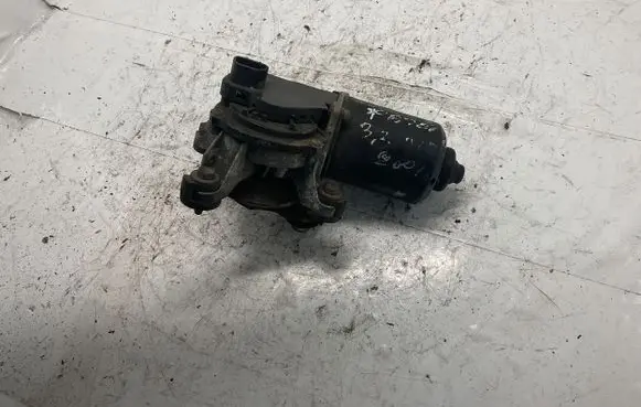 Mitsubishi Pajero Wiper motor