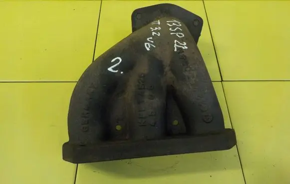 Audi TT Mk1 Exhaust manifold 022253034M
