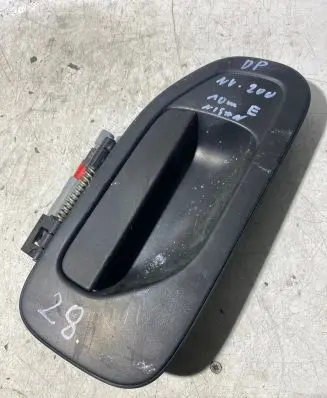 Nissan NV200 Front door exterior handle