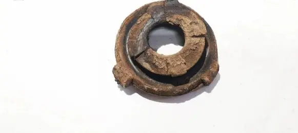 Renault Laguna II Front coil spring rubber mount 